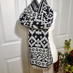 Margherita Large Rectangular Scarf White/Black Geometric 72"x34" Made In Italy